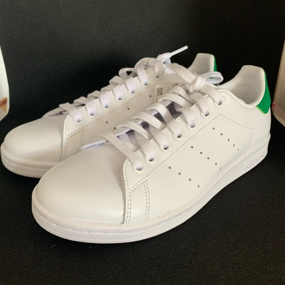 NWT ADIDAS- STAN SMITH originals - Picture 2 of 10